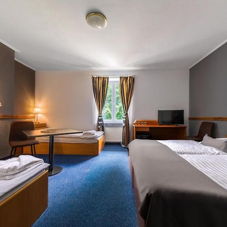 Prague Hotel Carl Inn Restaurant & Free Parking Luaran gambar